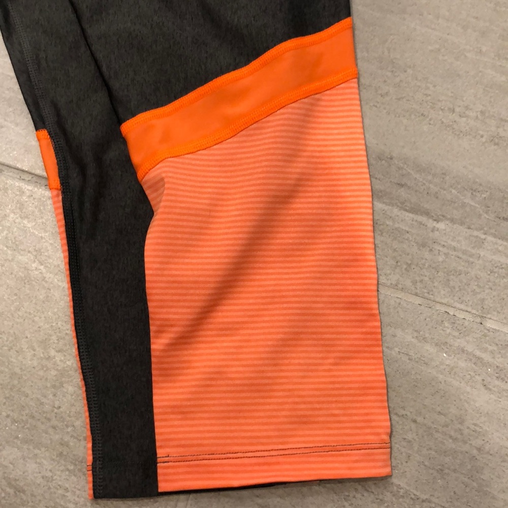 Under Armour Compression Capri - Picture 4 of 7